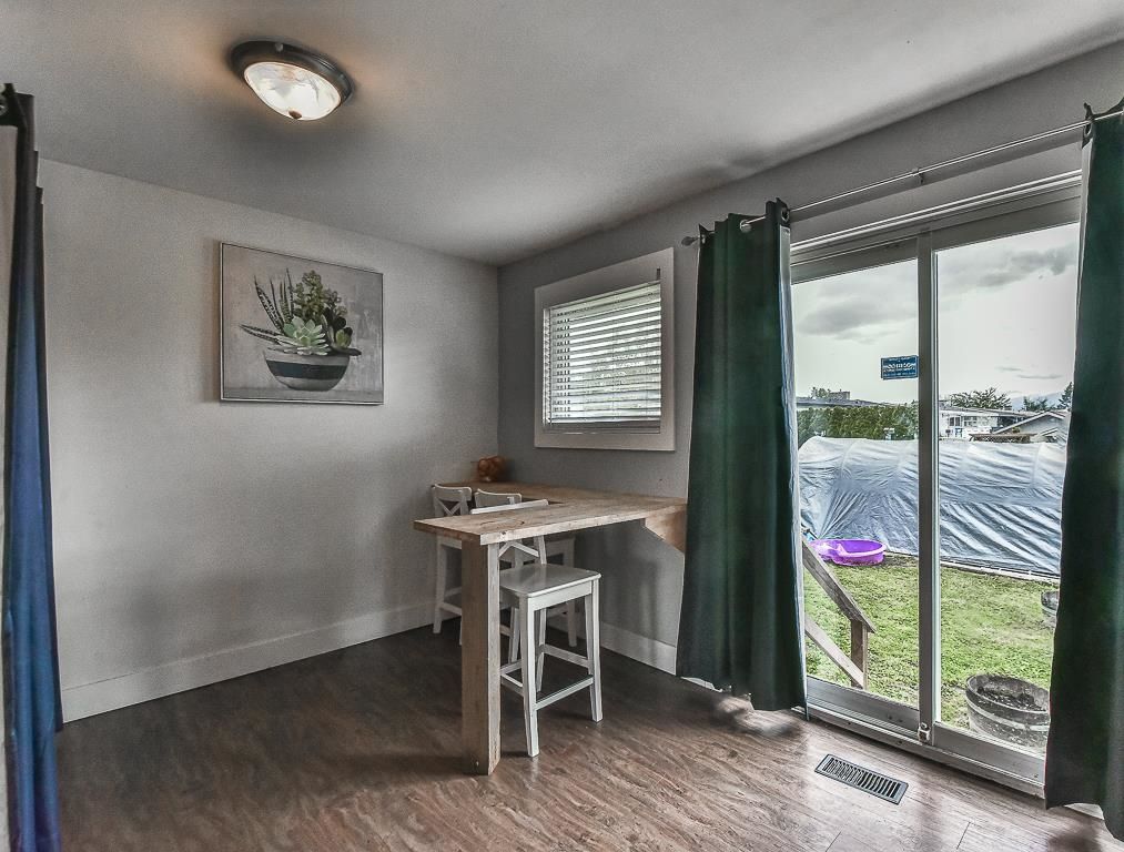 Listing Image 14