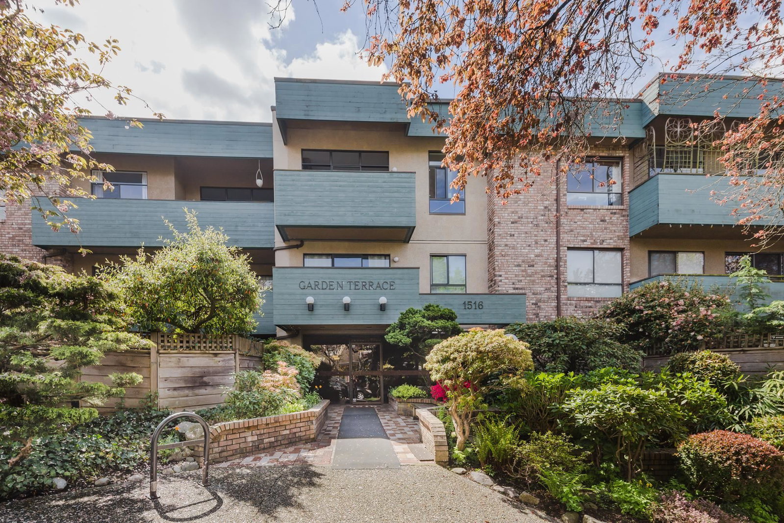 Listing Image 22
