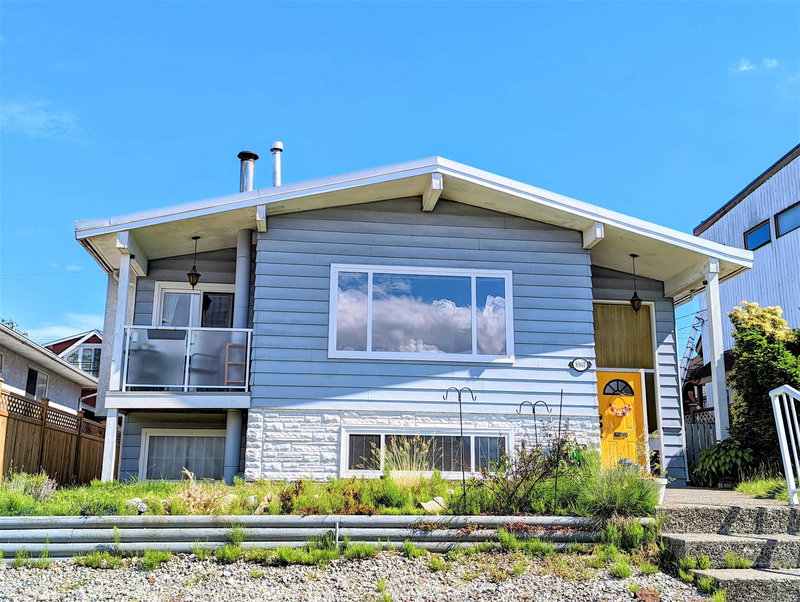 8940 Monroe Avenue, Burnaby, V3N 4E6 | Image 3