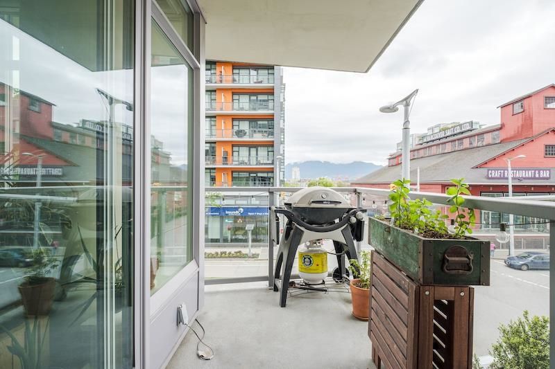 Listing Image 20