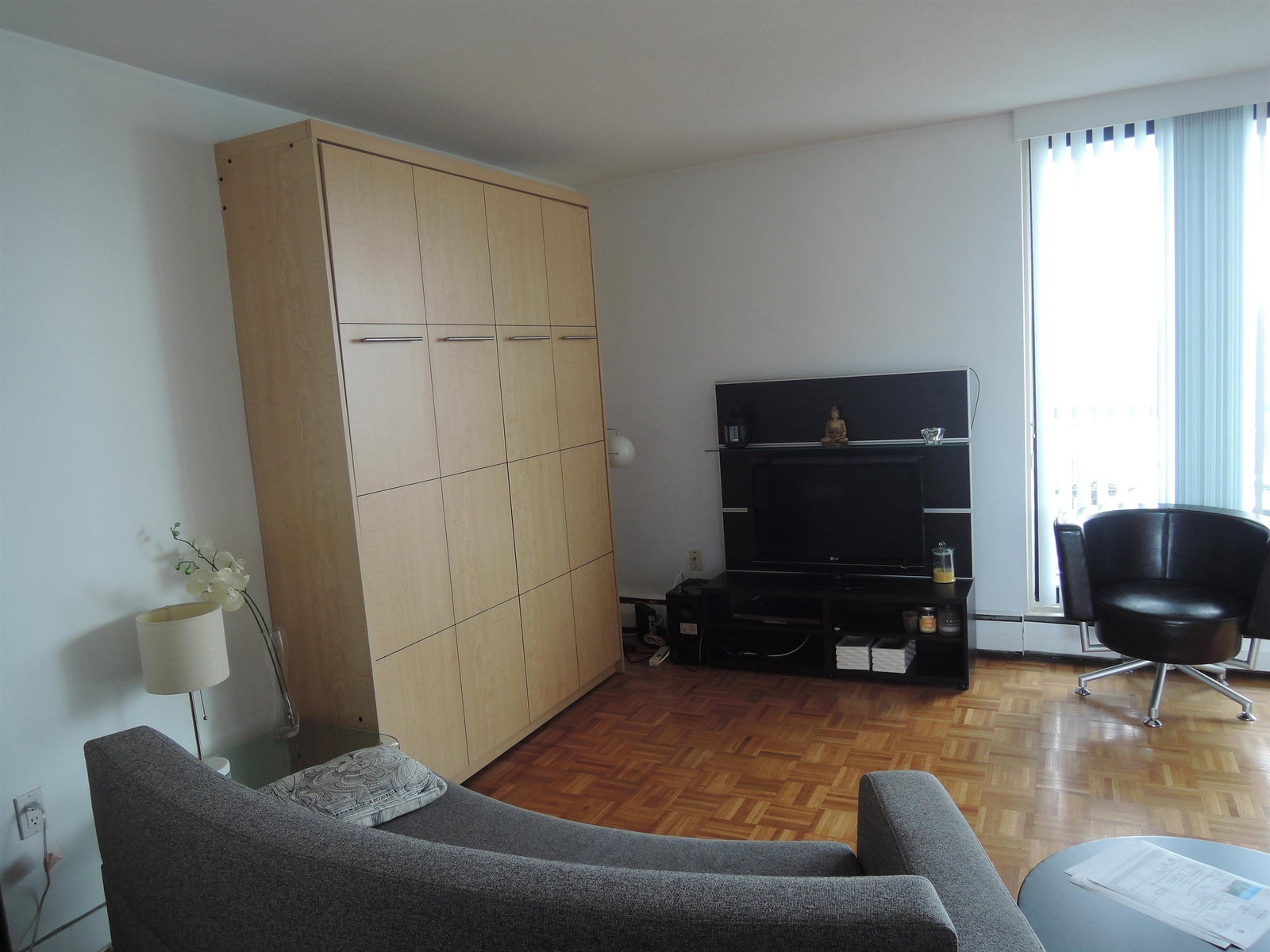 Listing Image 6