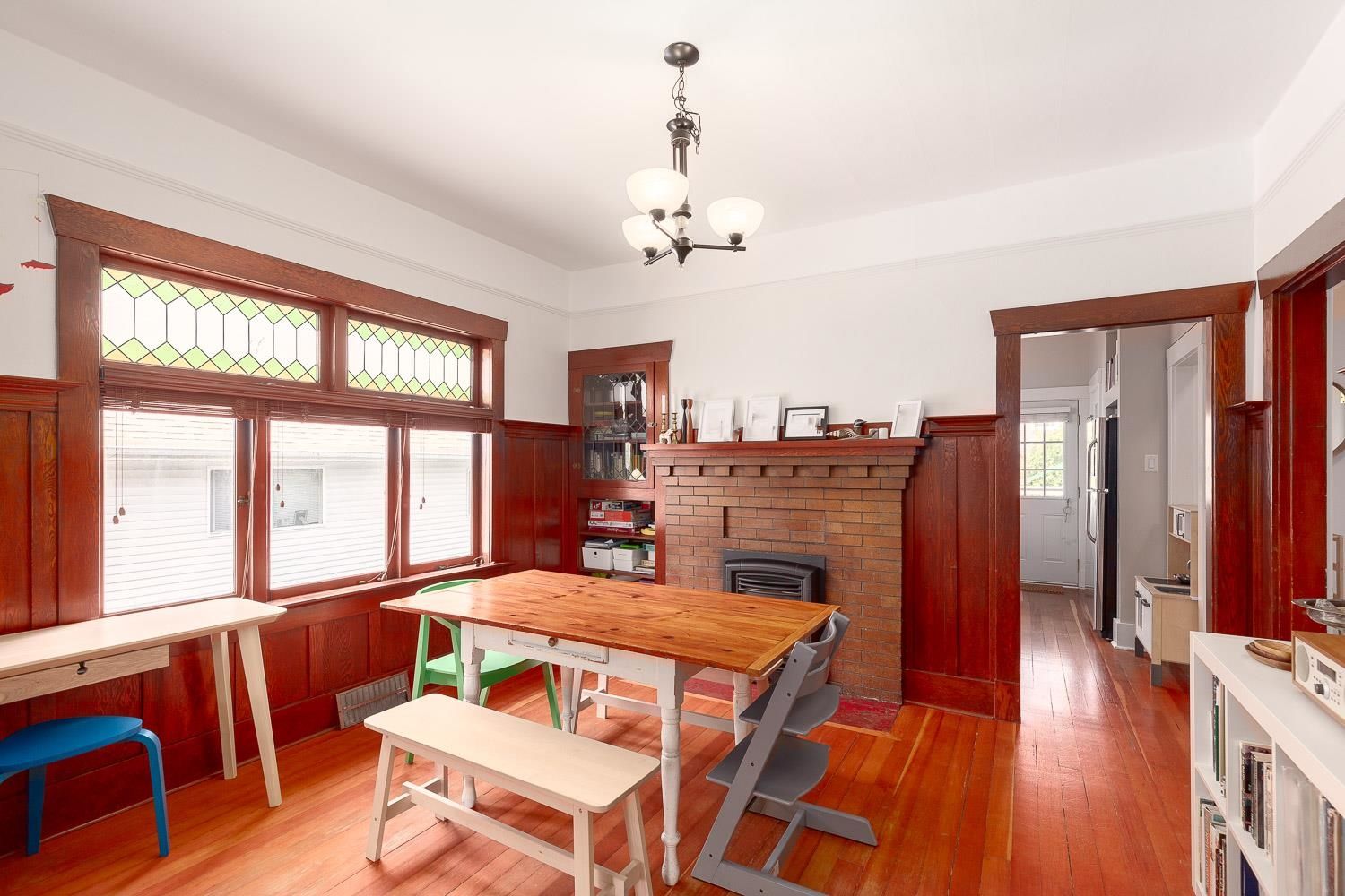 Listing Image 8