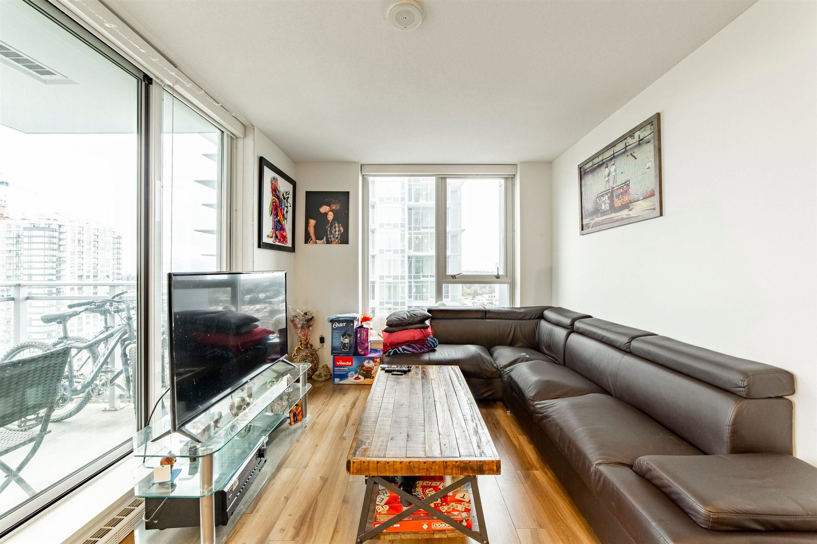 Listing Image 20