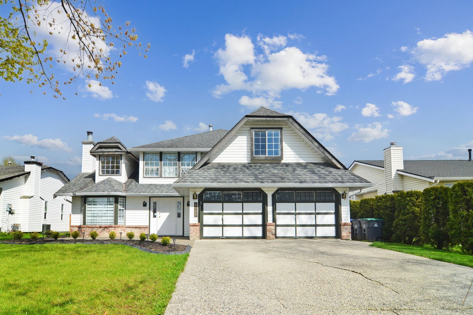 Listing Image 1