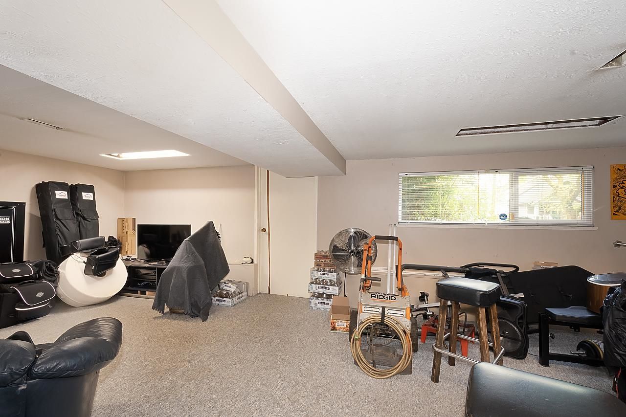 Listing Image 17