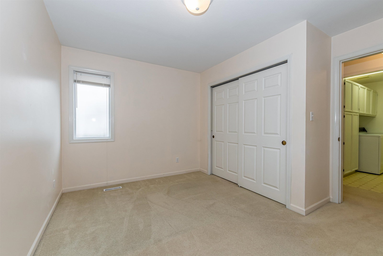 Listing Image 30