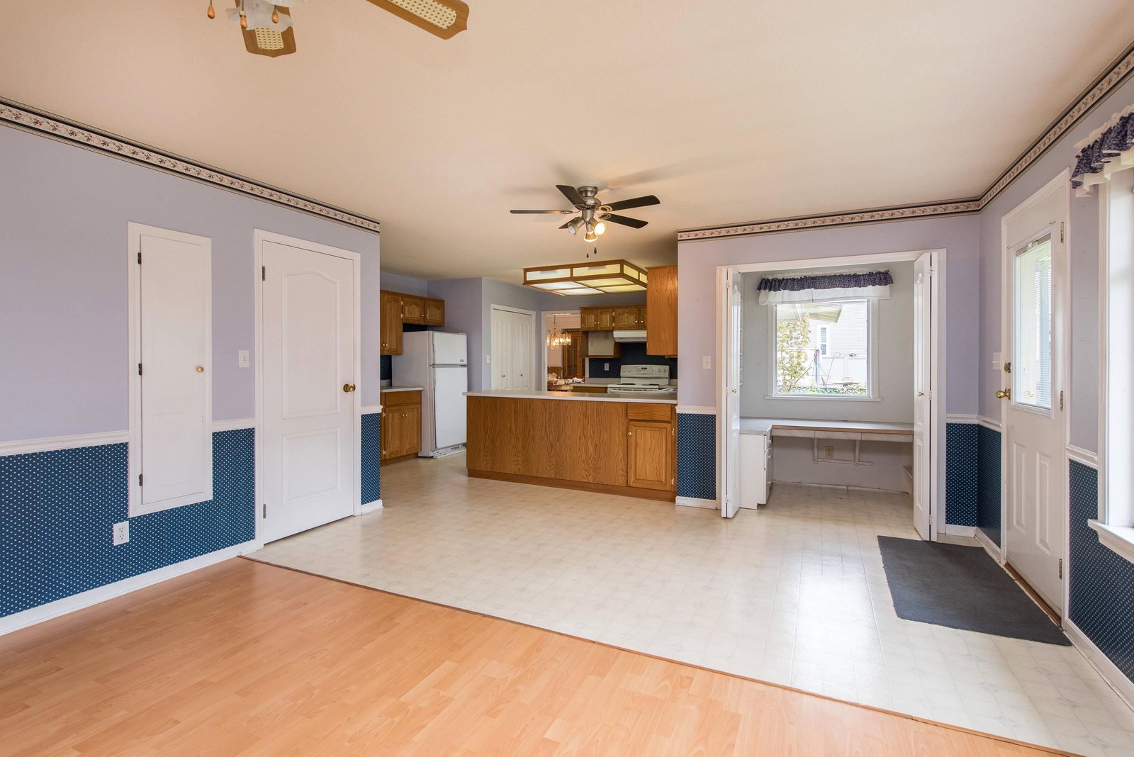 Listing Image 18