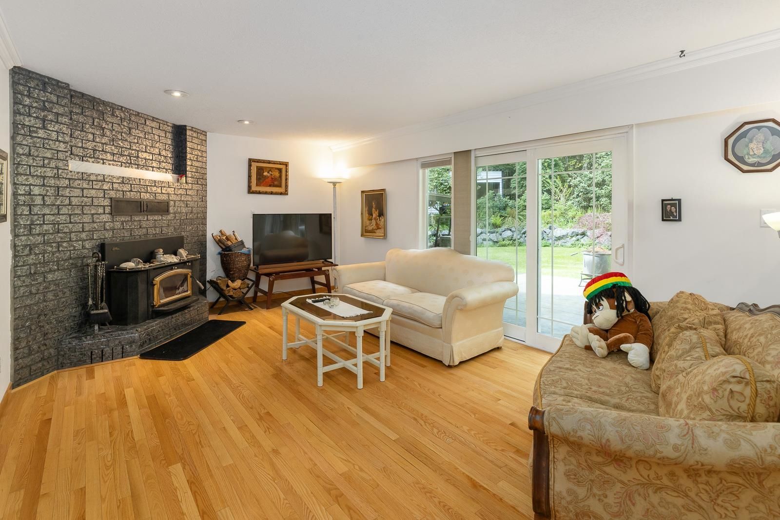Listing Image 15