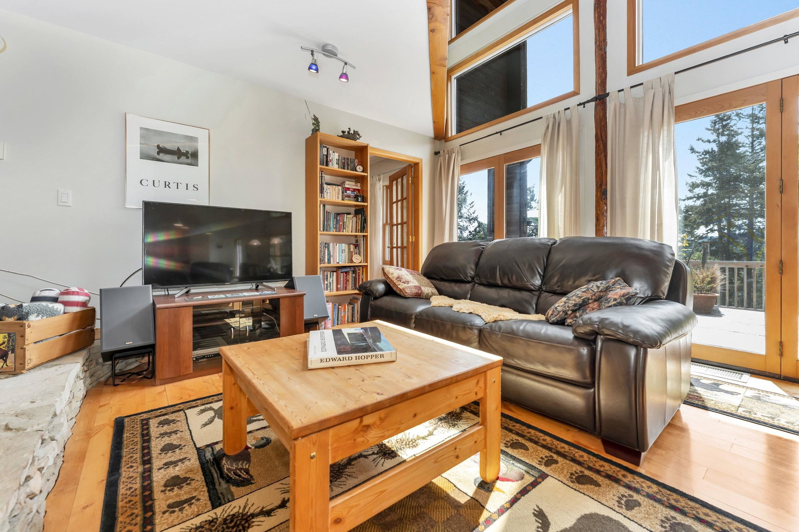 Listing Image 6