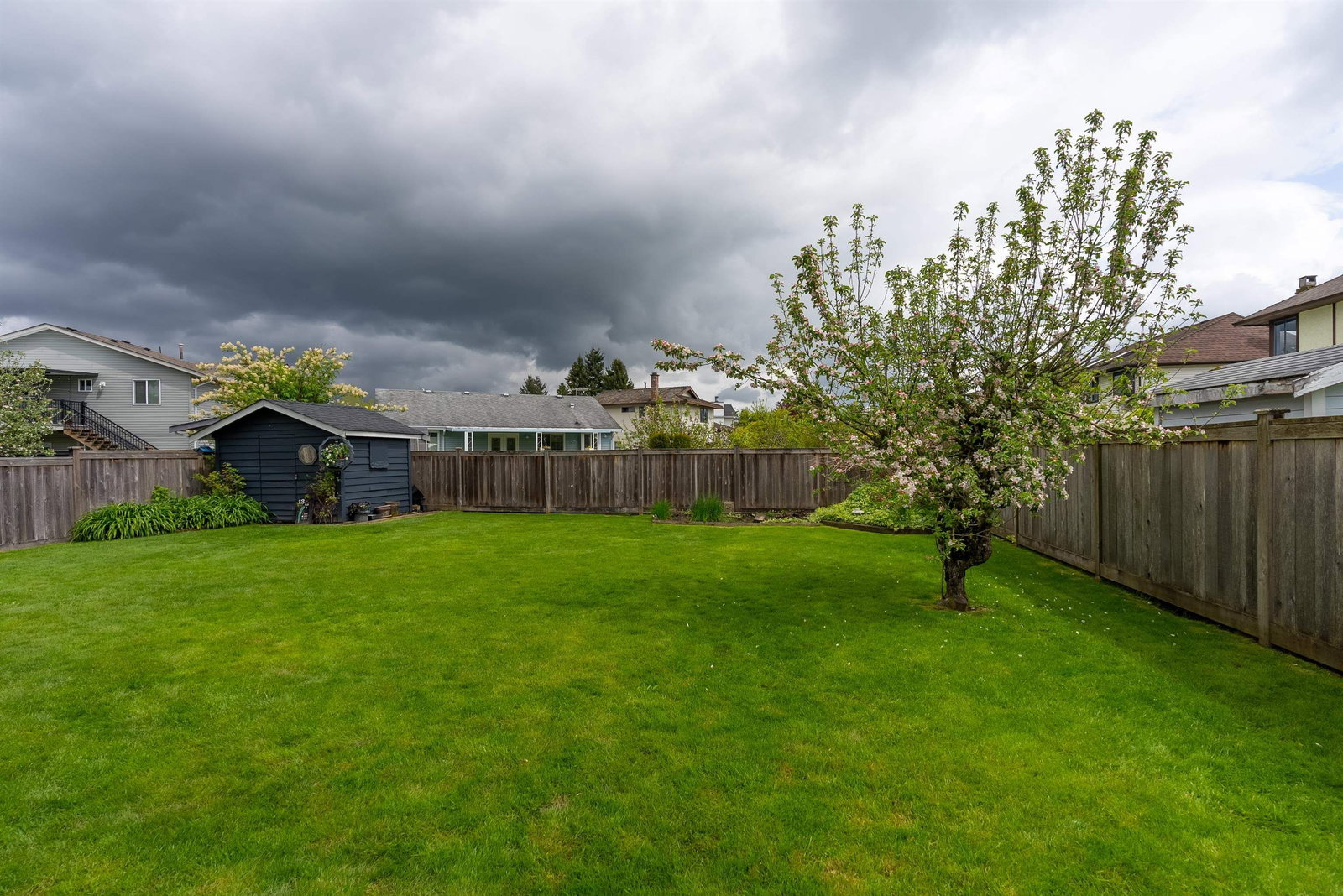 Listing Image 32