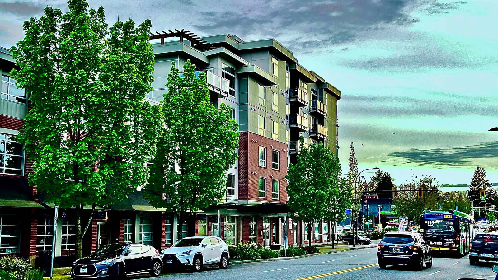 Listing Image 3