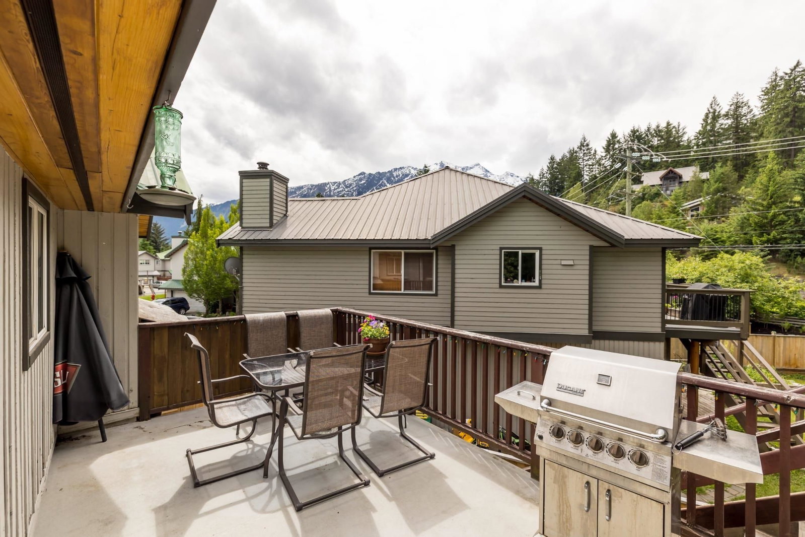 Listing Image 8