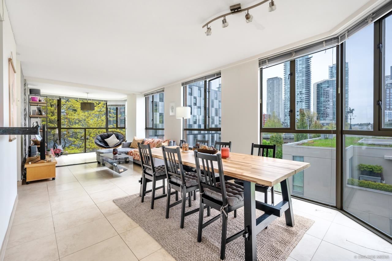 Listing Image 10