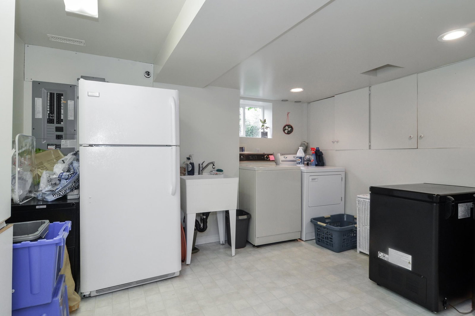 Listing Image 17
