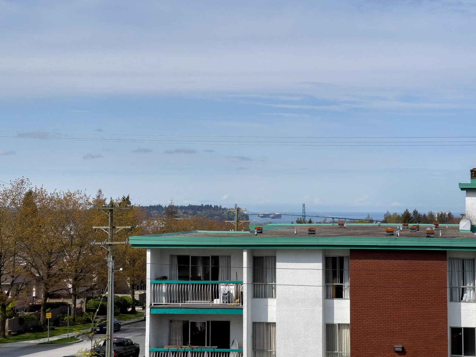 Listing Image 17