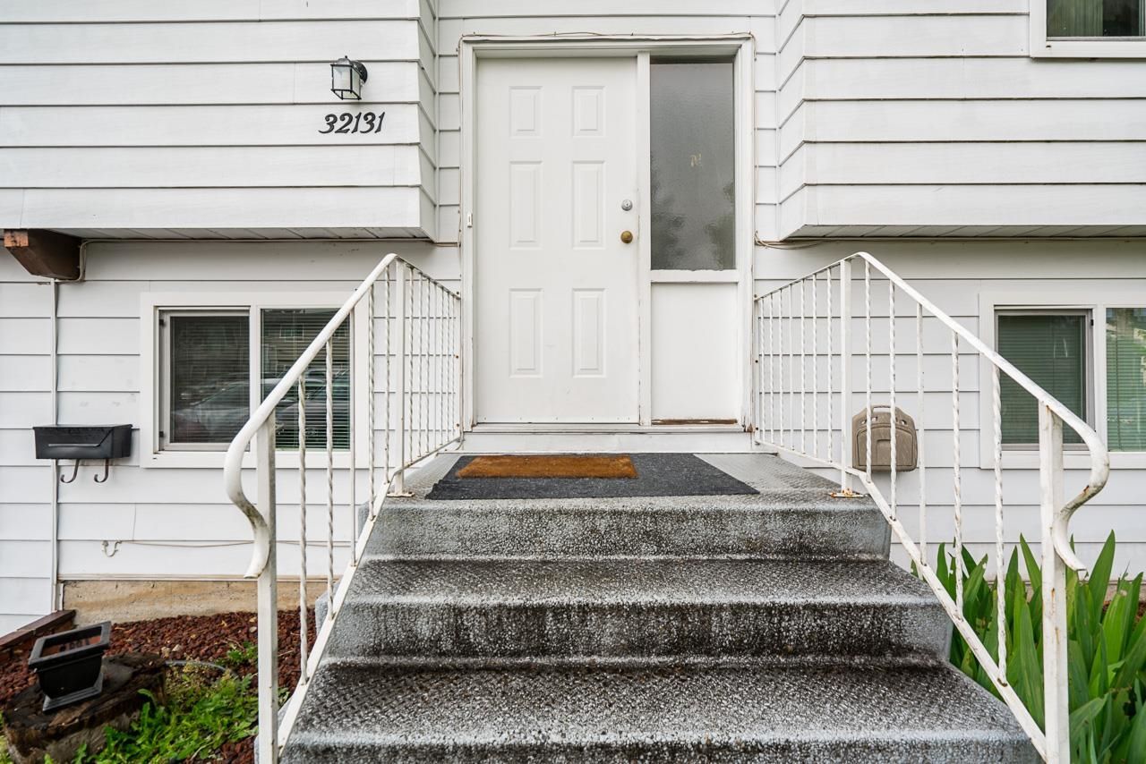 Listing Image 17