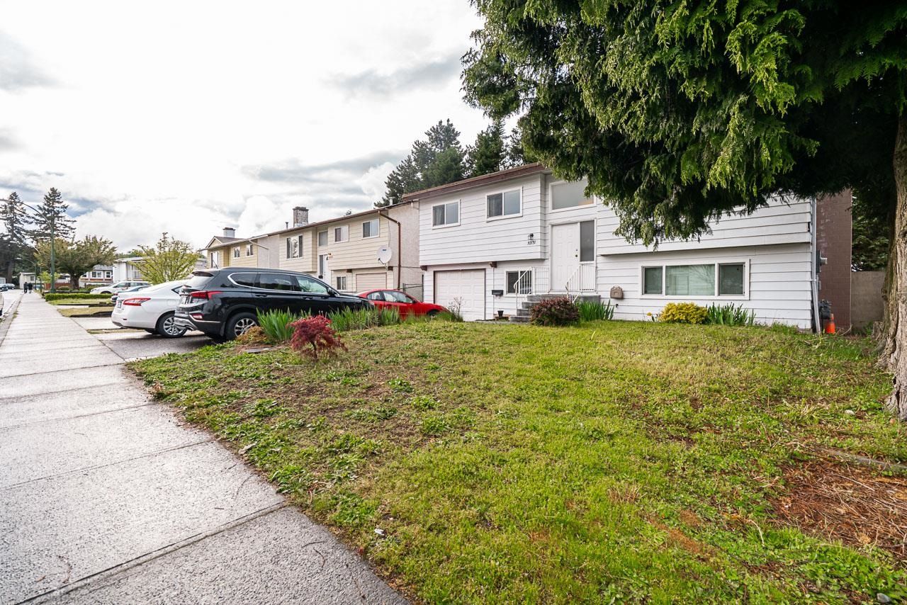 Listing Image 28