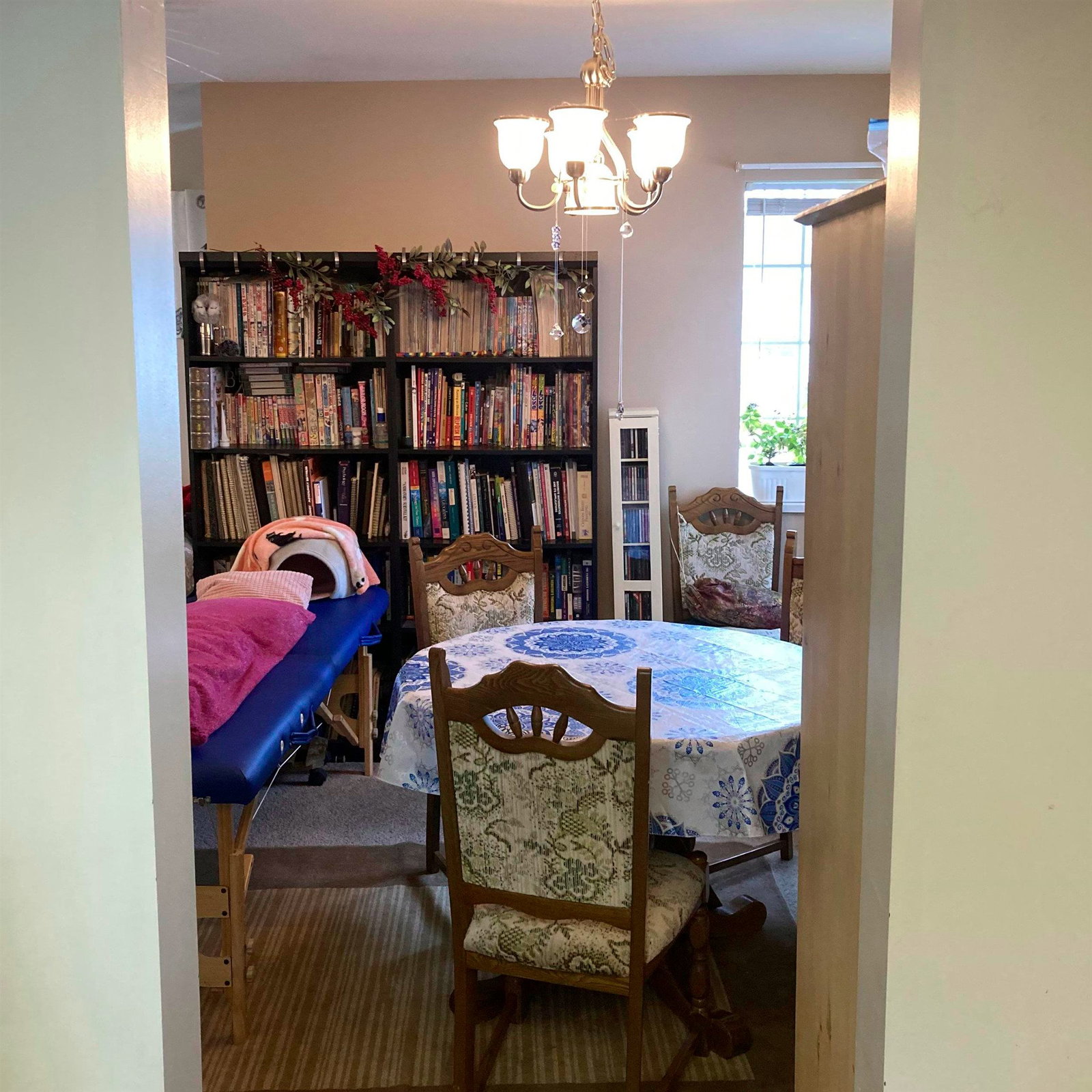 Listing Image 6