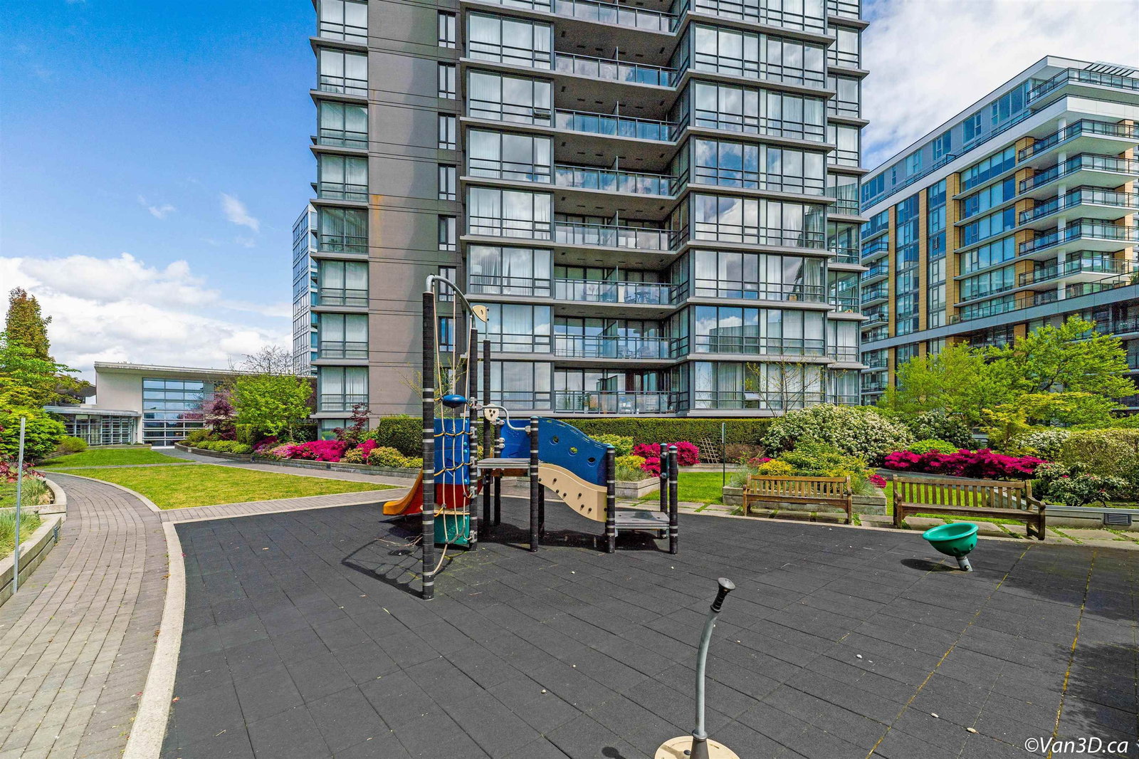 Listing Image 19