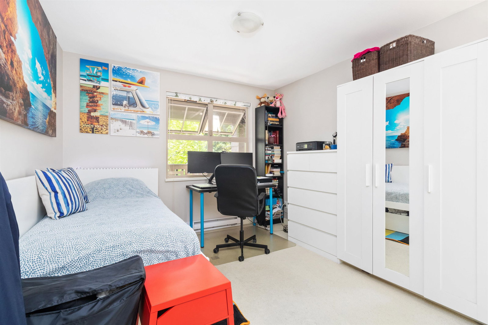 Listing Image 12