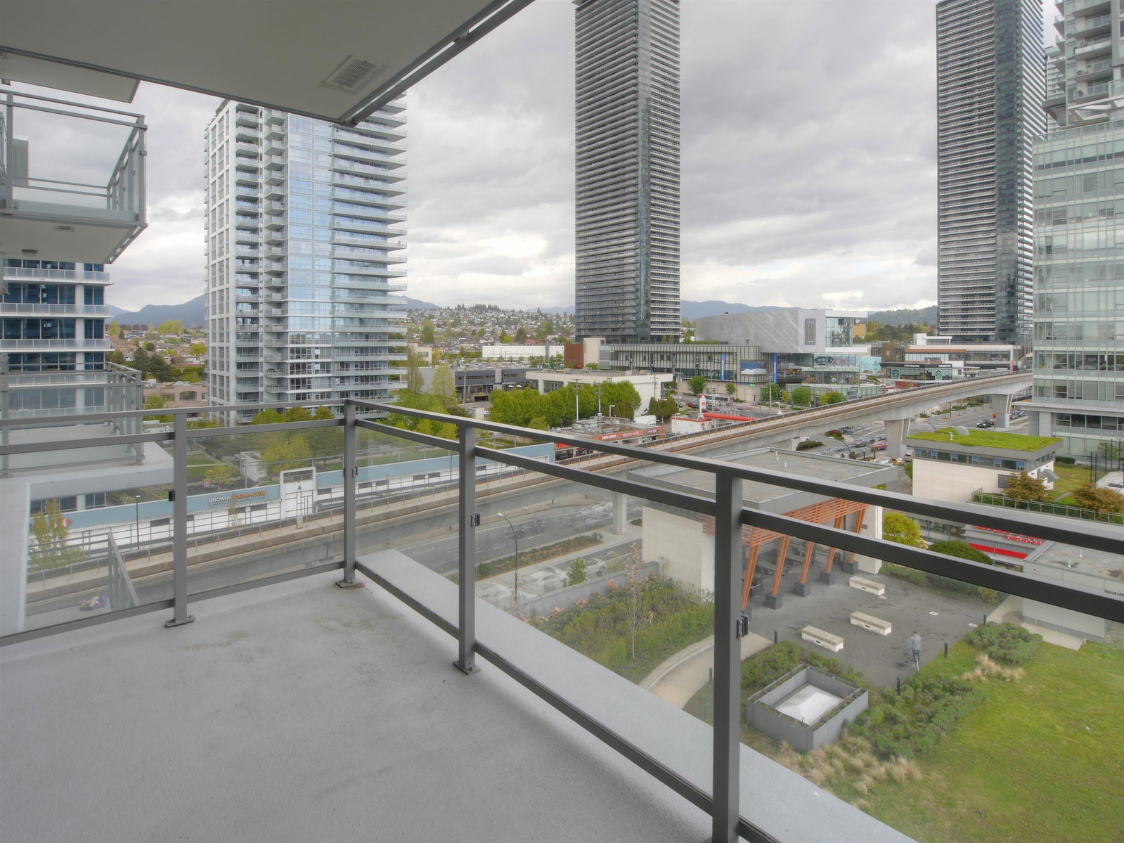 Listing Image 21