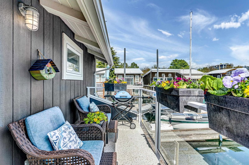 DFH#3 - 415 Esplanade Avenue, North Vancouver, V7M 1A6 | Image 3
