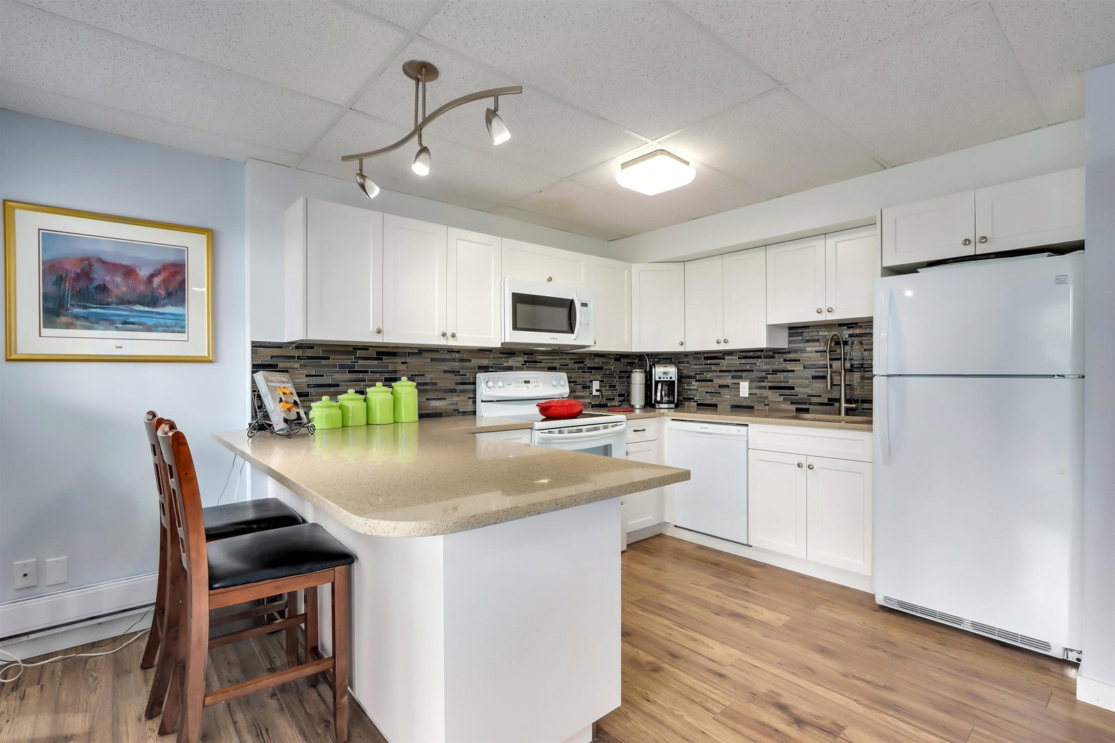 Listing Image 22