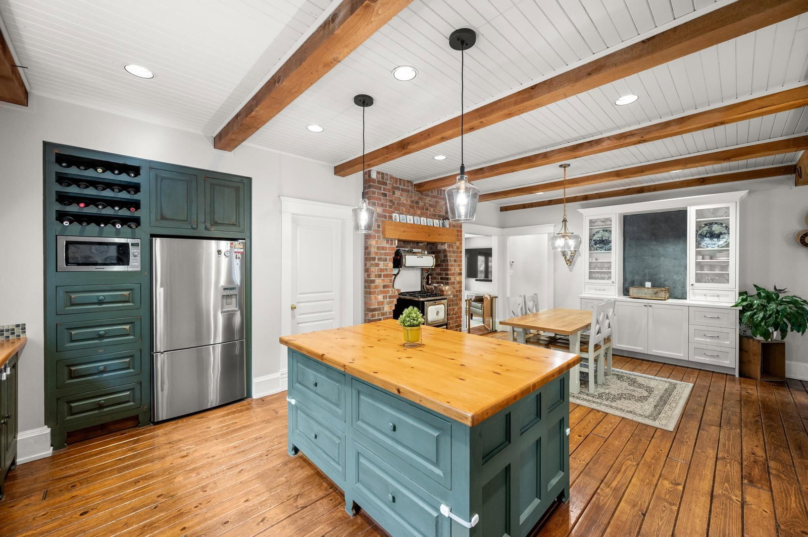 Listing Image 13