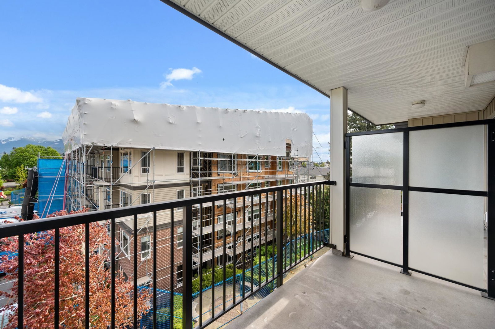 Listing Image 14