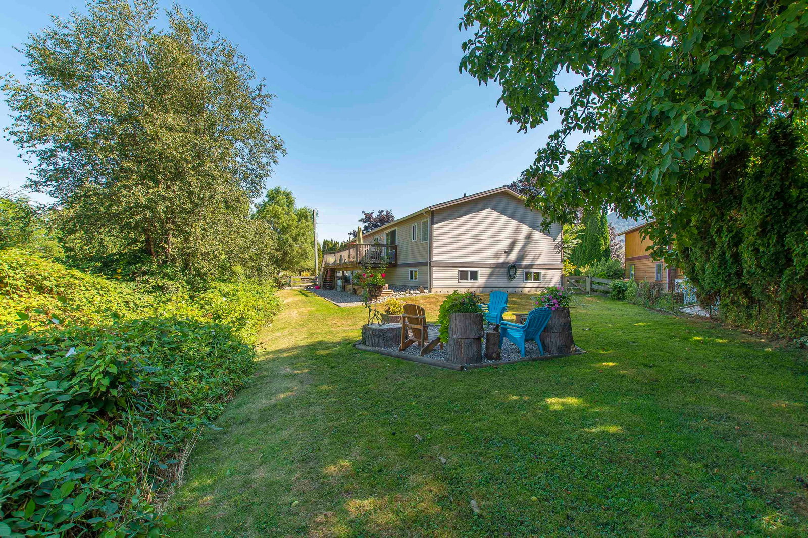 Listing Image 4