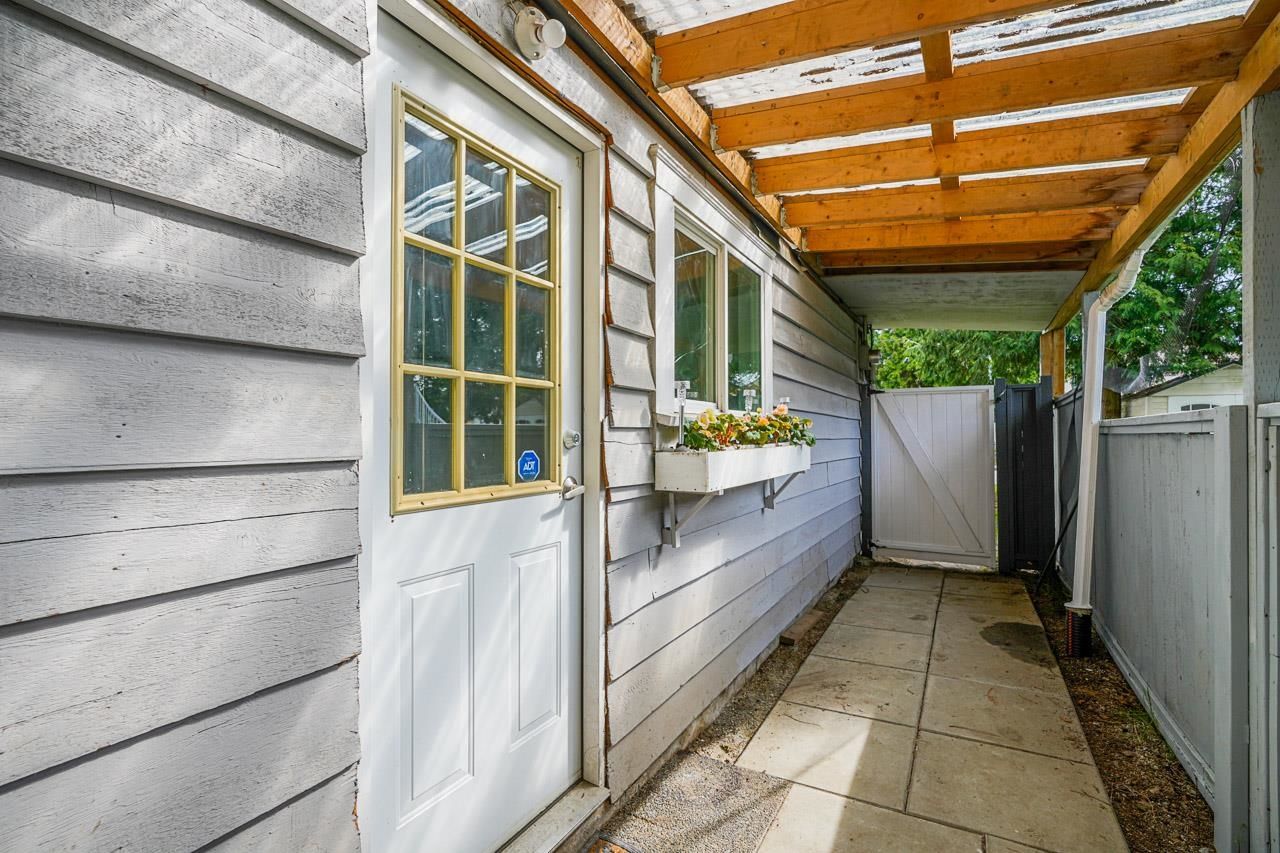 Listing Image 16