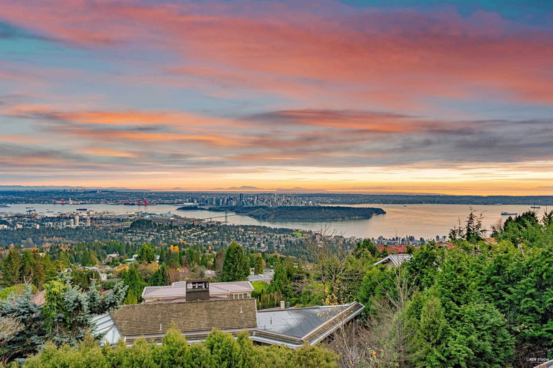 1521 Chartwell Drive, West Vancouver, V7S 2R9 | Image 2