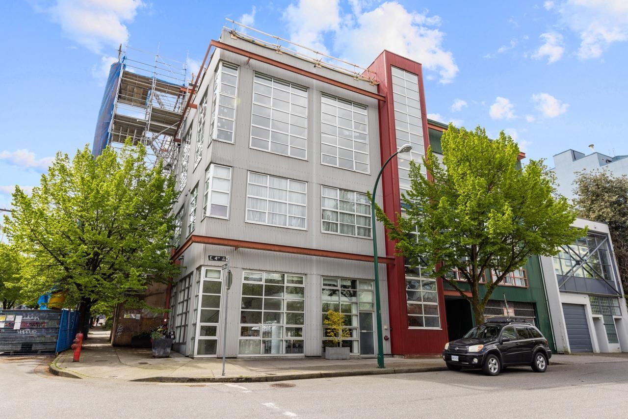 Listing Image 1