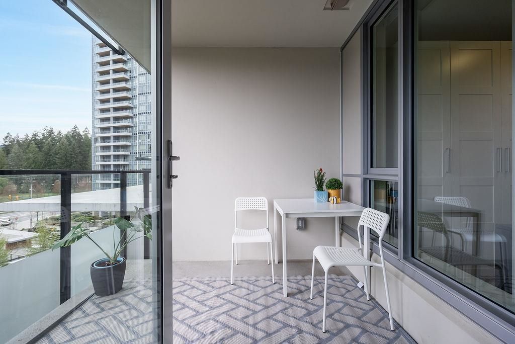 Listing Image 8