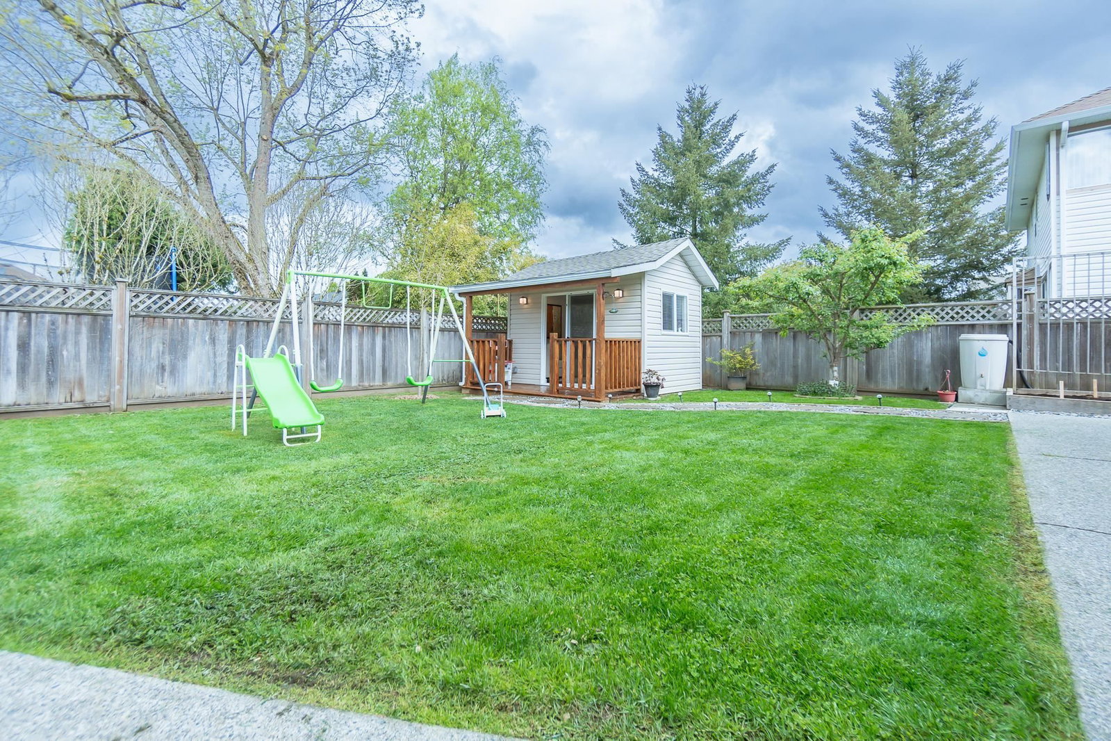 Listing Image 32