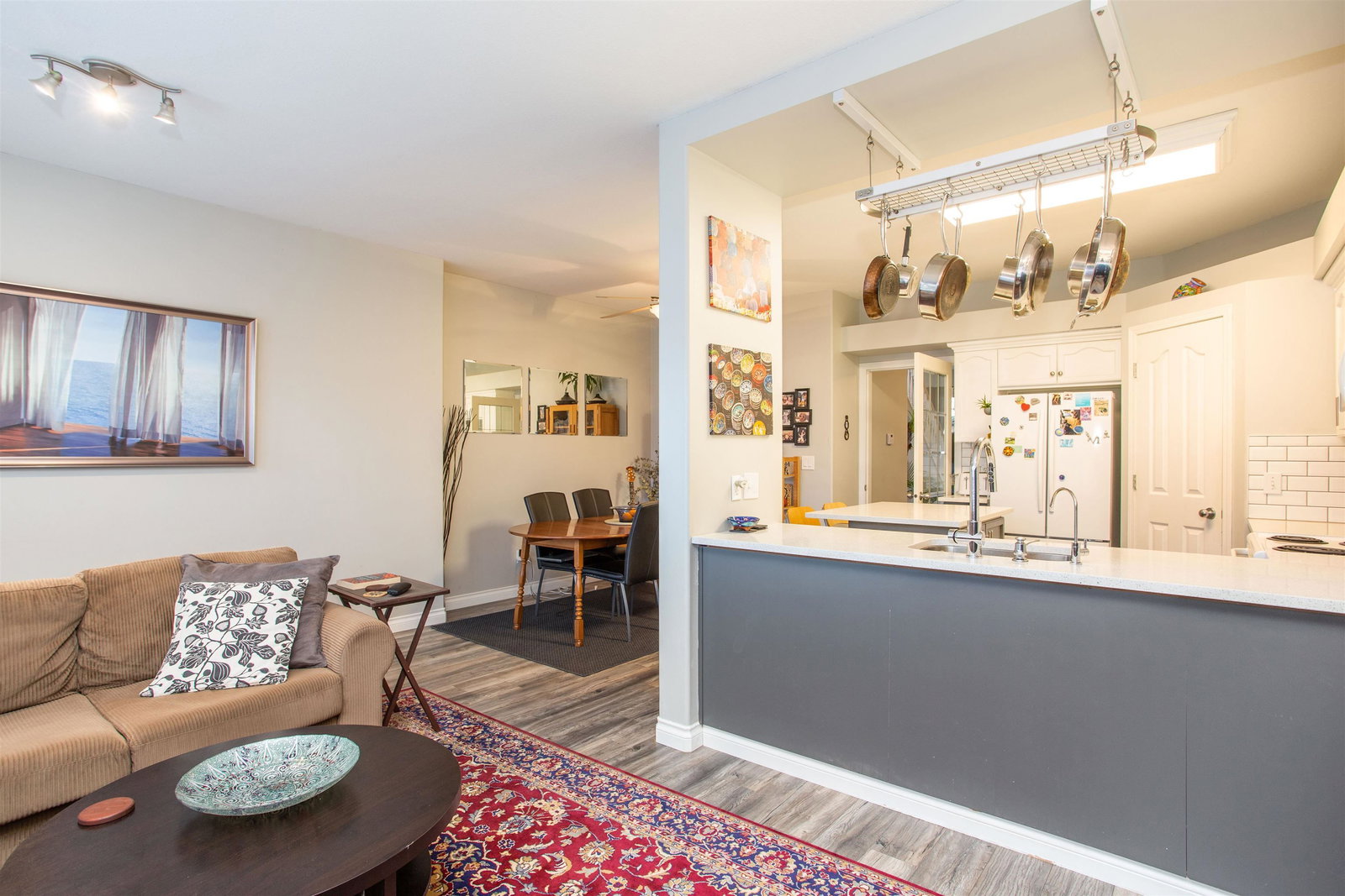 Listing Image 14