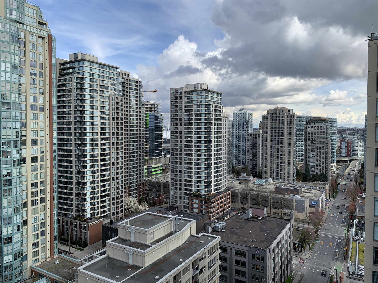 Listing Image 1