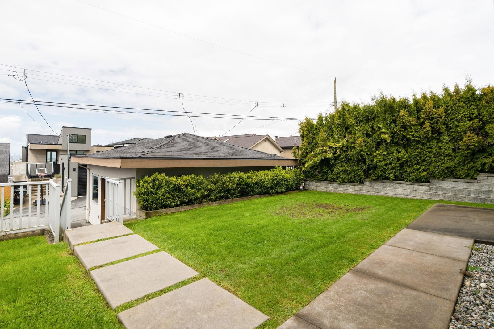 Listing Image 34