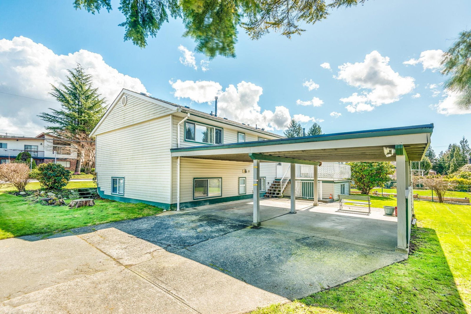 Listing Image 22