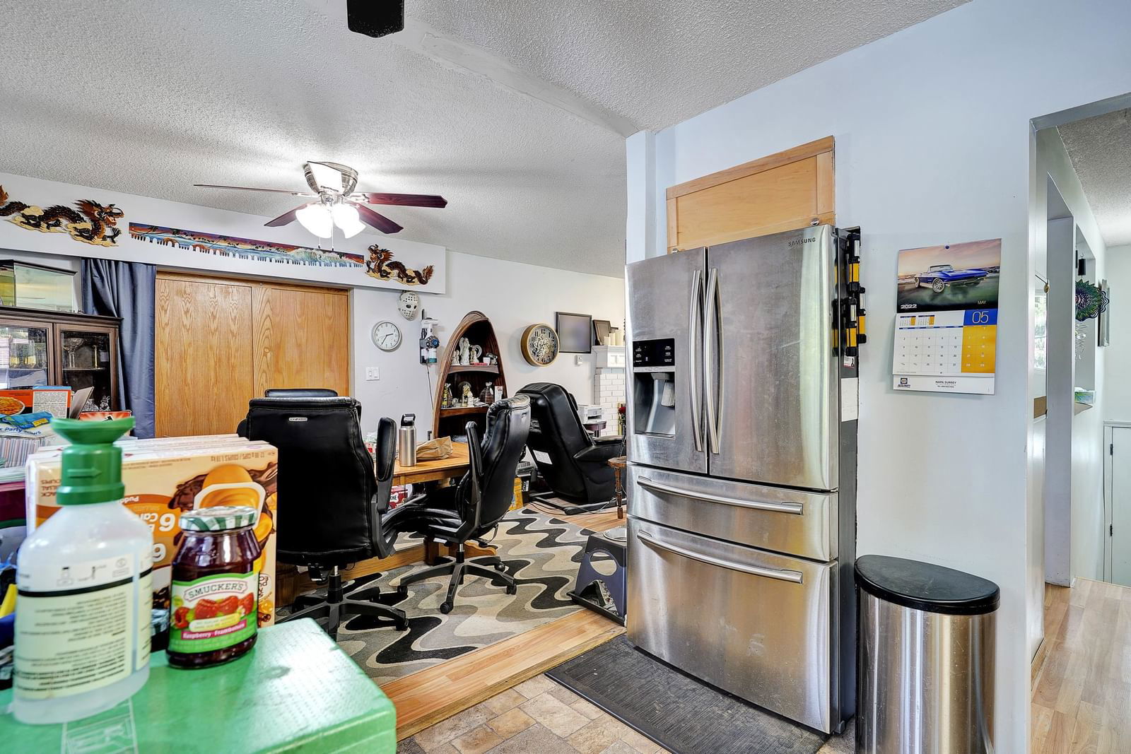 Listing Image 11