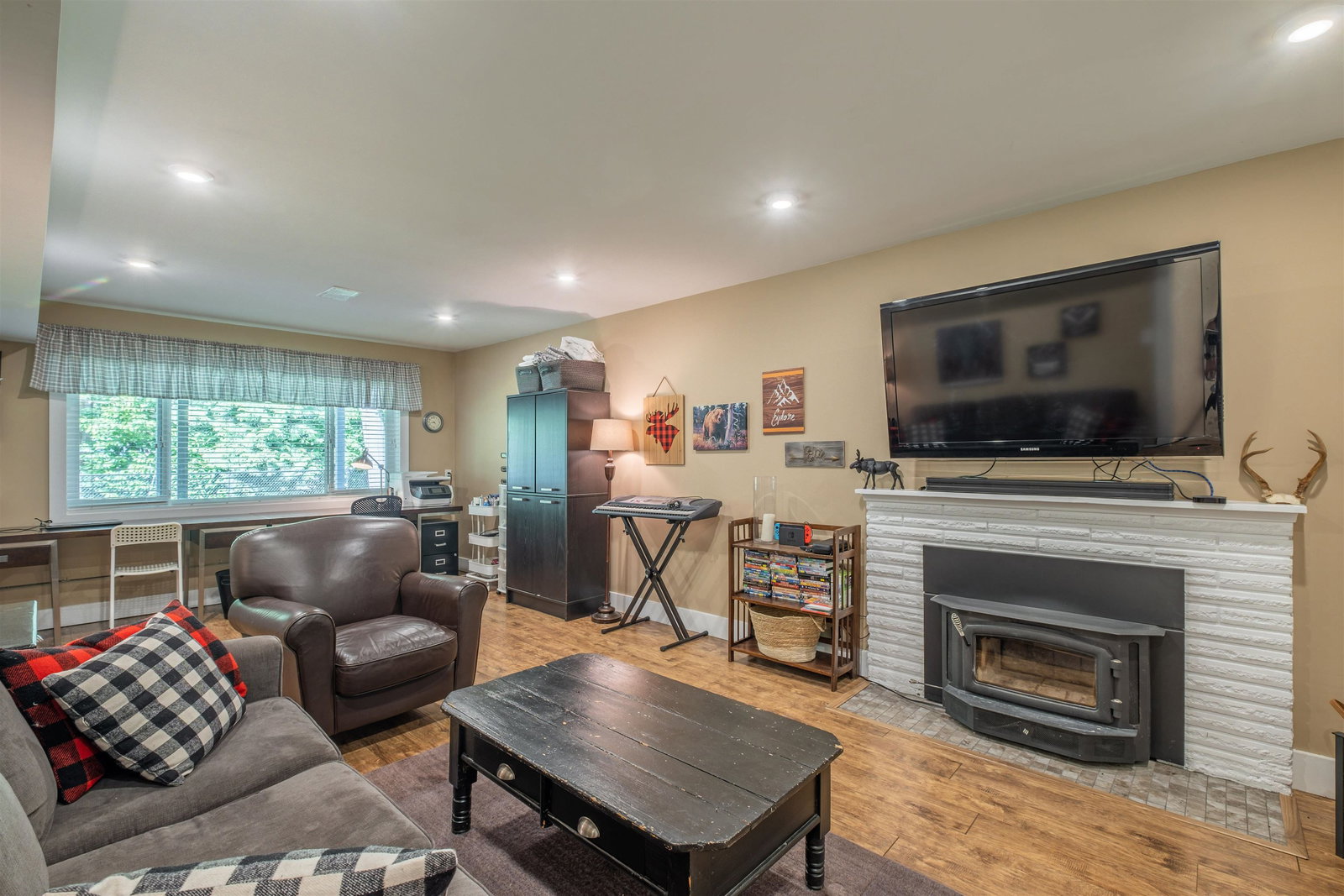 Listing Image 21