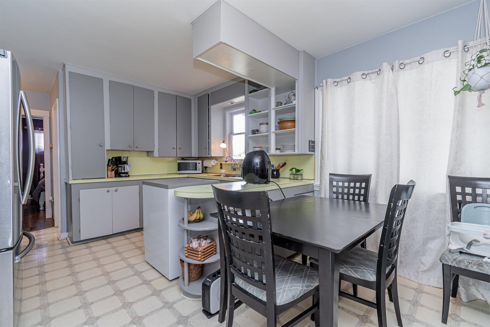 Listing Image 12