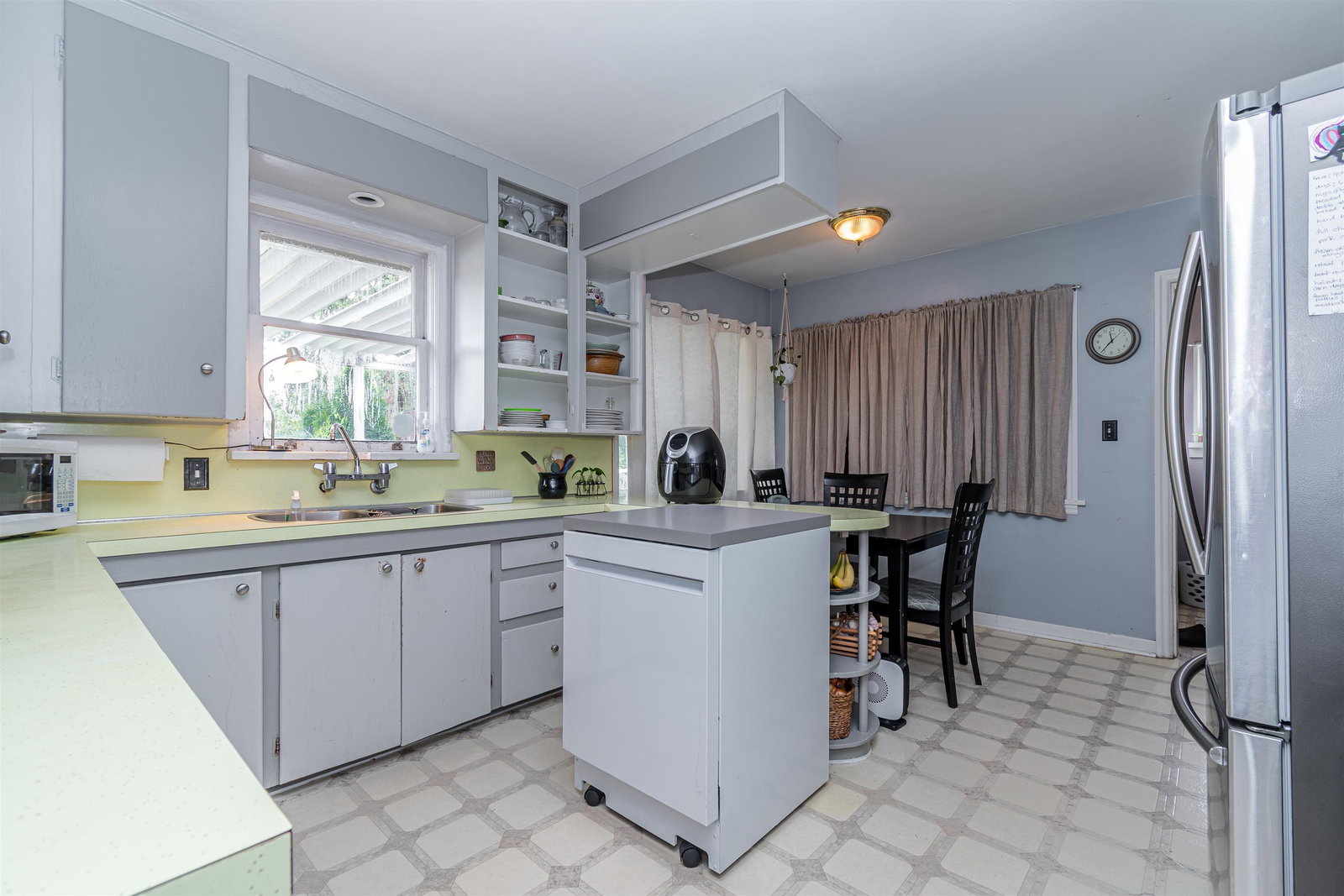 Listing Image 14