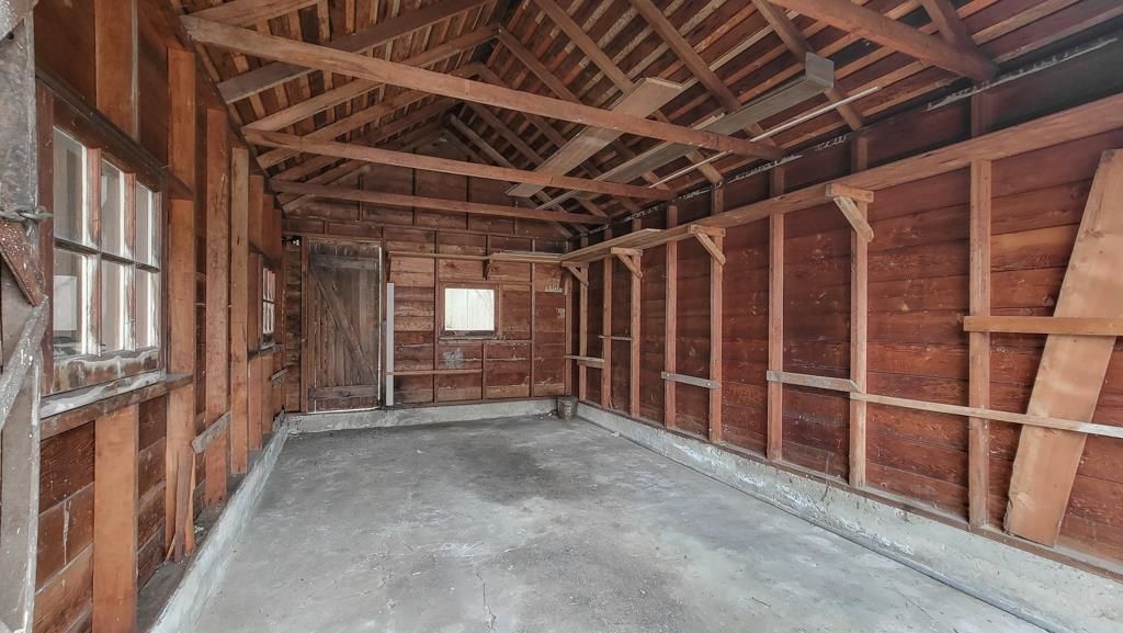 Listing Image 27