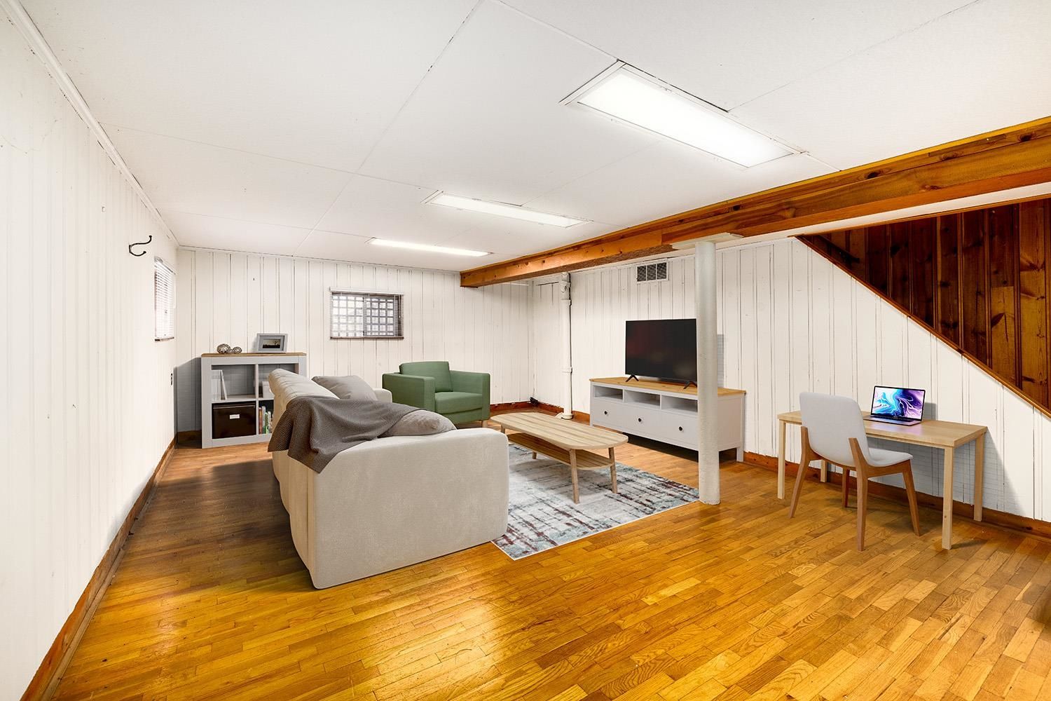 Listing Image 16