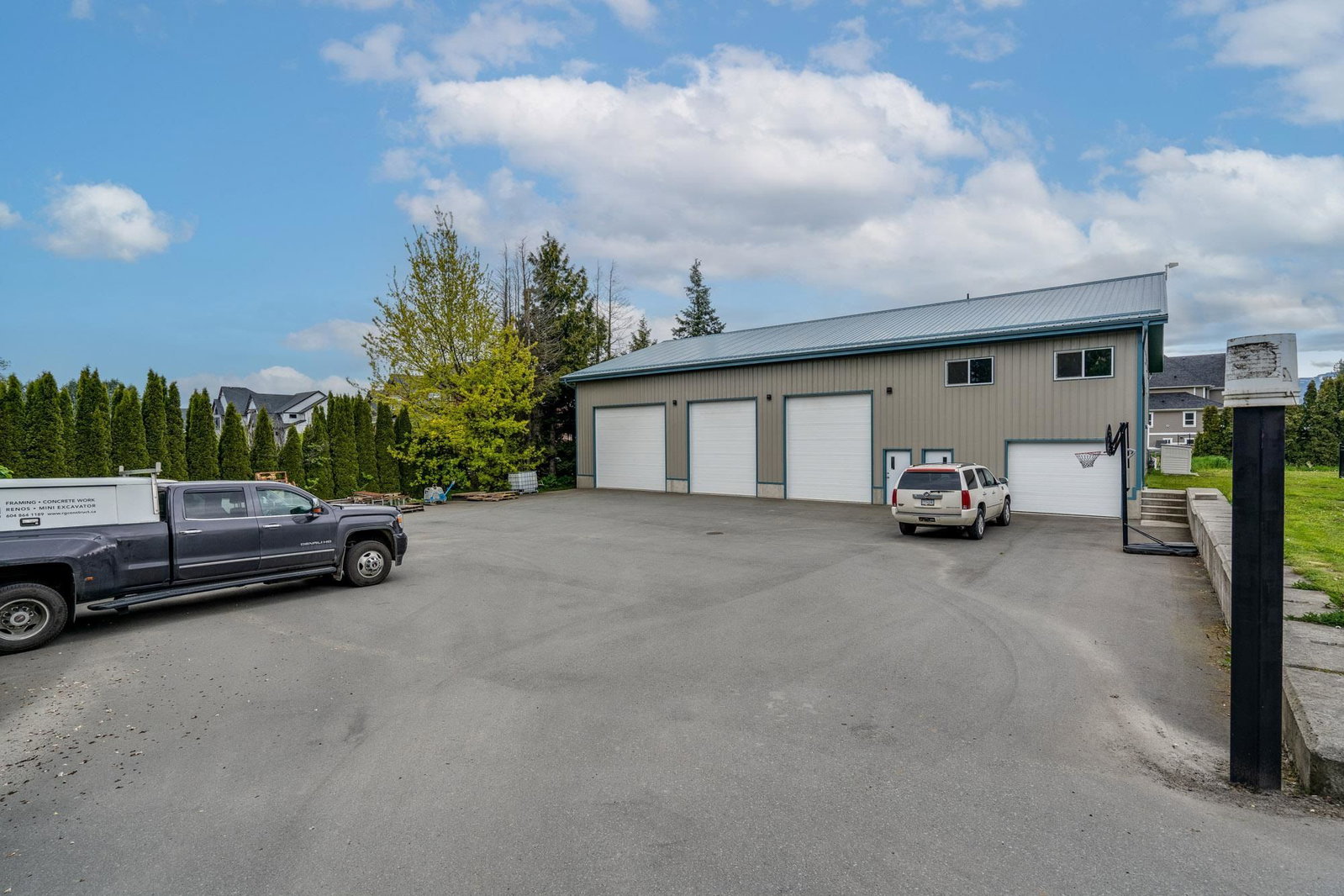 Listing Image 36