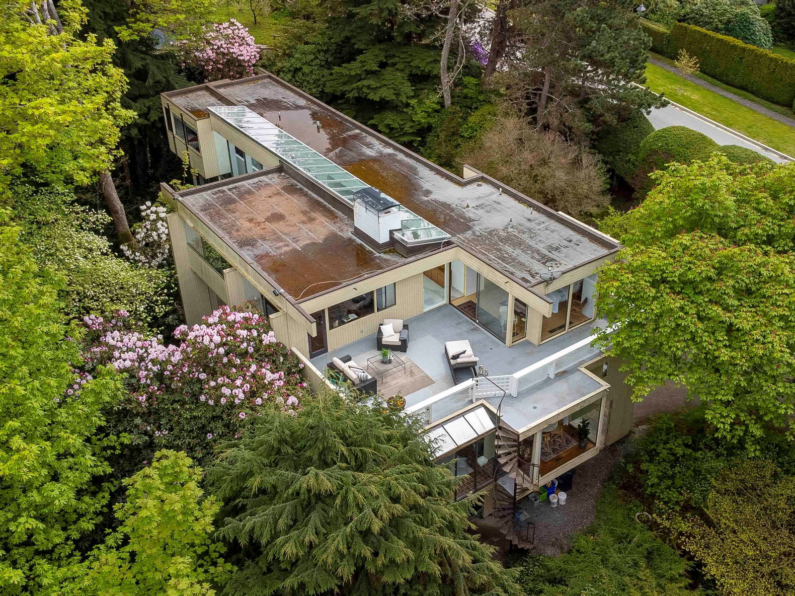 Listing Image 7