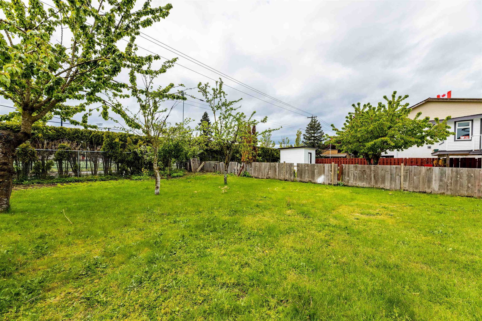 Listing Image 8
