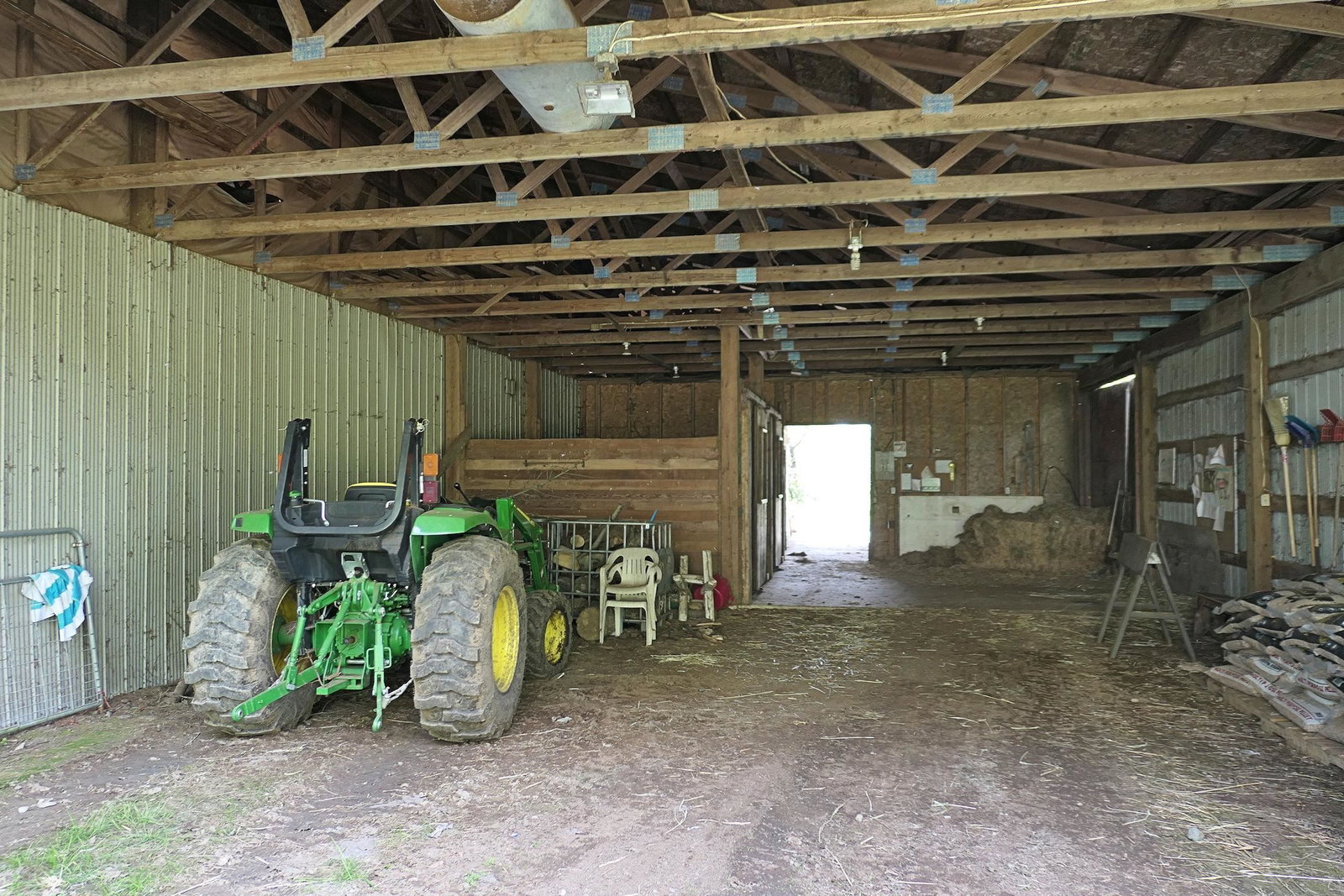 Listing Image 18