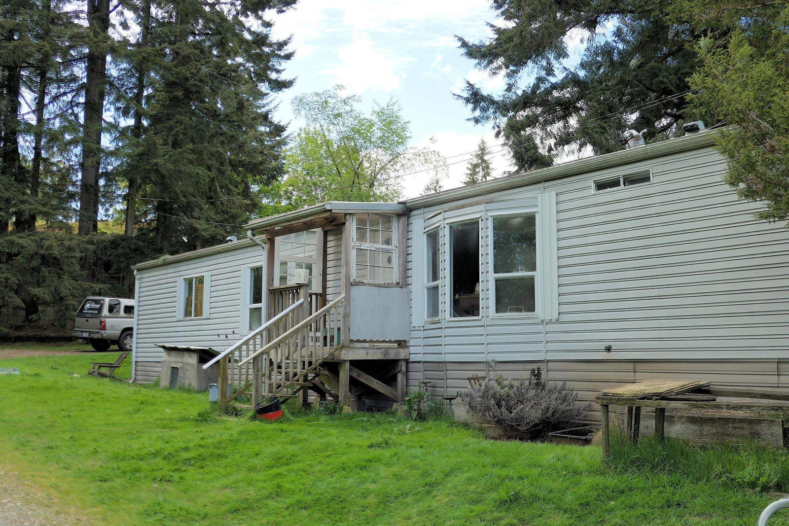Listing Image 7